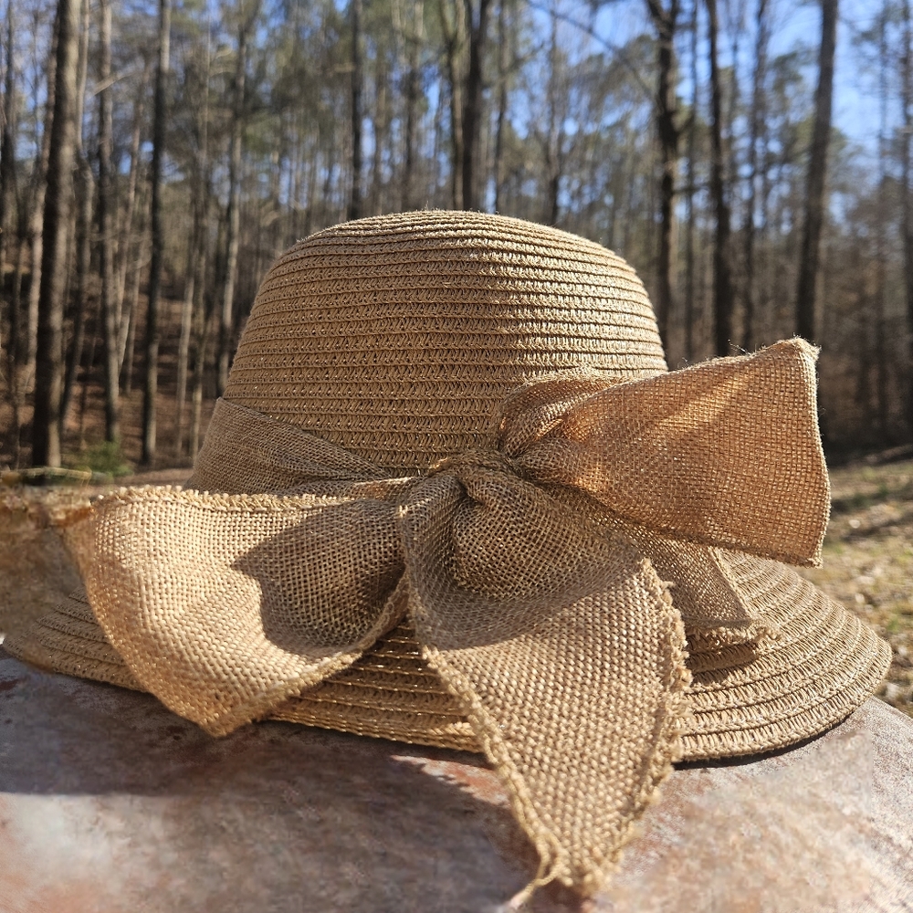 Sunhat with Burlap bow